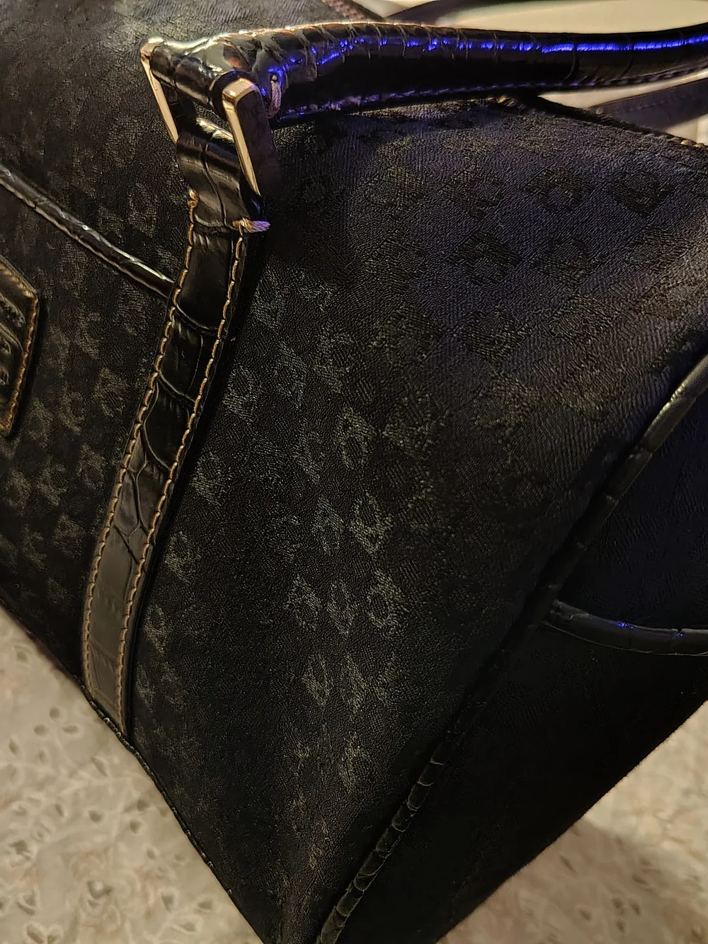 Black Logo-Patterned Leather Trim Men’s Bag - Liz Claiborne